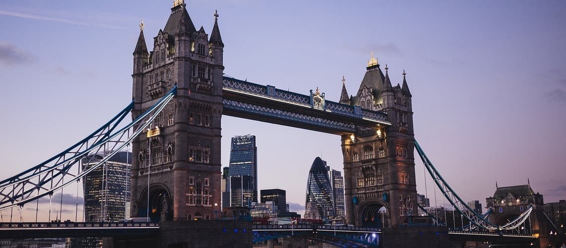 Die Tower Bridge in London