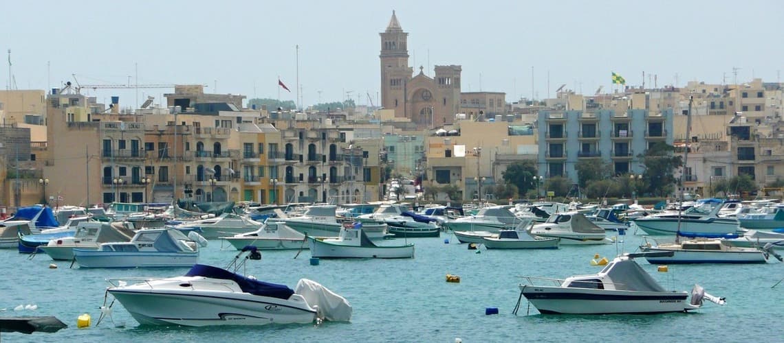 Boote und Schiffe in Marsaxlokk